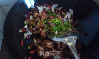 辣子鸡丁的做法步骤:8