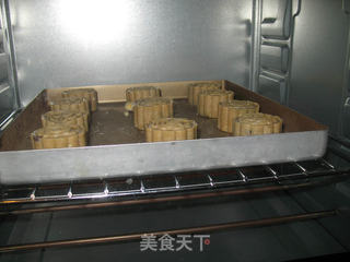 广式豆沙月饼的做法步骤:15