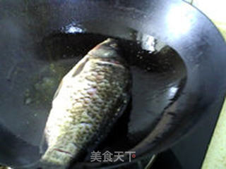 醋汤鲫鱼的做法步骤:4