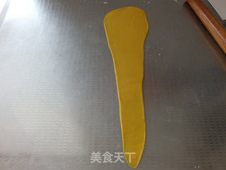 金牛角面包的做法步骤:7