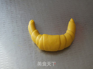 金牛角面包的做法步骤:11
