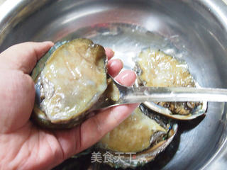 秋季进补——葱油鲍鱼的做法步骤:2