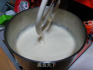 【花团锦簇杯子蛋糕】——我的第一次翻糖制作的做法步骤:4