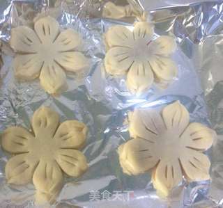 紫荆花酥的做法步骤:23