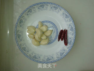蒜片乳瓜的做法步骤:2