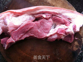 农家小炒肉的做法步骤：1