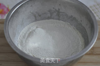 卡仕达蛋糕卷的做法步骤:4