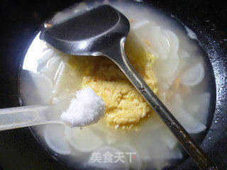 开洋鸡蛋萝卜羹的做法步骤:9
