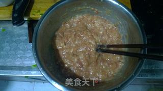 青椒猪肉生煎包的做法步骤:2
