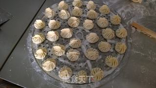 青椒猪肉生煎包的做法步骤:10