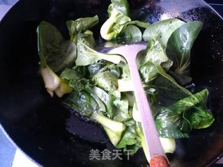 青菜烧肉丸的做法步骤：8