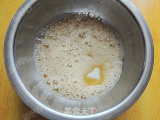 蜂蜜牛奶纸杯蛋糕的做法步骤:3