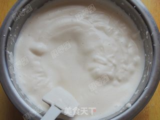 蜂蜜牛奶纸杯蛋糕的做法步骤:7
