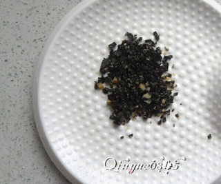 西兰花芝香阿胶浓汤的做法步骤:12