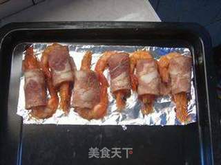 焗烤培根鲜虾卷的做法步骤:7
