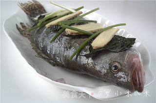 紫苏蒸鳜鱼的做法步骤:2
