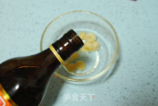 干贝栗子瘦肉粥佐香酥干贝丝的做法步骤:5