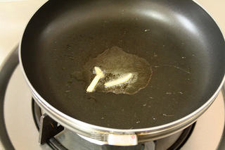 干贝栗子瘦肉粥佐香酥干贝丝的做法步骤:14