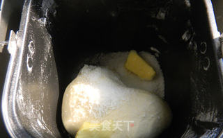 南瓜椰蓉吐司的做法步骤：1