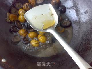 栗子煮香菇的做法步骤:5