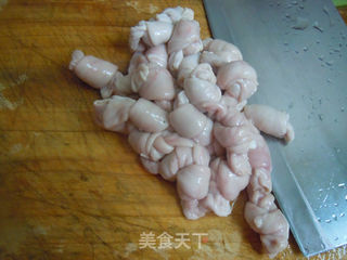 为秋润燥---苦菜小肠汤的做法步骤:2