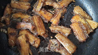 糖醋带鱼的做法步骤:5