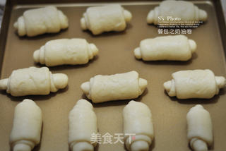 奶油面包卷的做法步骤:12