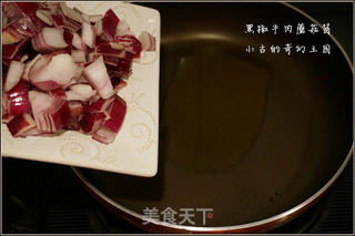 黑椒牛肉蘑菇酱的做法步骤:3