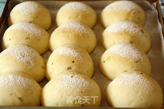 【土豆香葱软面包】的做法步骤:19