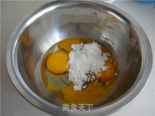 蜂蜜凹蛋糕的做法步骤：2
