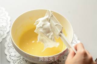 气死人不偿命的戚风蛋糕~~~妨妃烘焙工坊的做法步骤:10