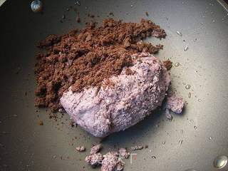 咸蛋黄豆沙夹心面包的做法步骤:5