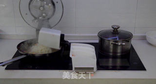 蛋炒饭的做法步骤：5