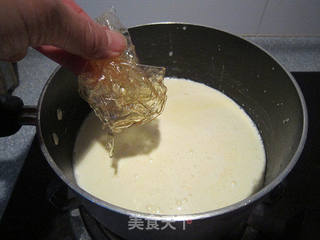 凝雪一般--椰香奶冻糕的做法步骤:6