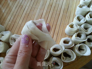 虾肉小混沌的做法步骤:6
