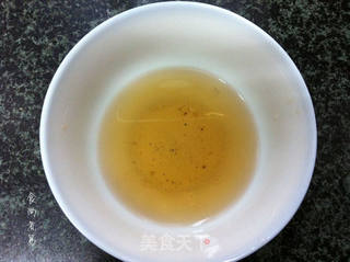 豌豆火腿冬菇丁的做法步骤:2