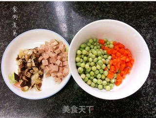豌豆火腿冬菇丁的做法步骤:3
