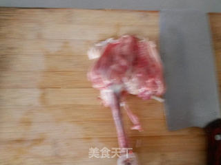 在家自制安心吮指烤鸡肉串——自制烤鸡肉串（含鸡腿剔骨方法）的做法步骤：4