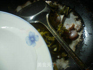 雪菜炒牛蛙的做法步骤:6