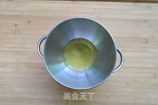 酸奶蓝莓蛋糕的做法步骤:2