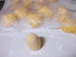 美貌如花--南瓜玫瑰卷的做法步骤:12