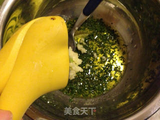 休闲健康小零食——蒜香面包干的做法步骤:4