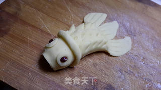 小鱼馒头的做法步骤:13