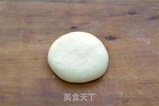 【番茄配方】在家尽享必胜客美味披萨系列——牛肉香肠披萨的做法步骤：4