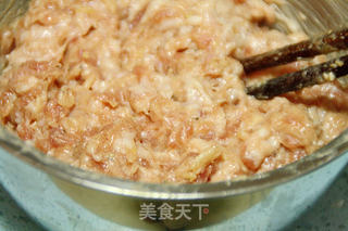 【鲜肉虾皮馄饨】的做法步骤:11