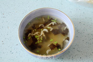 【鲜肉虾皮馄饨】的做法步骤:22