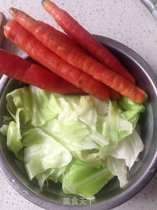 萝卜白菜鲜肉包的做法步骤:10