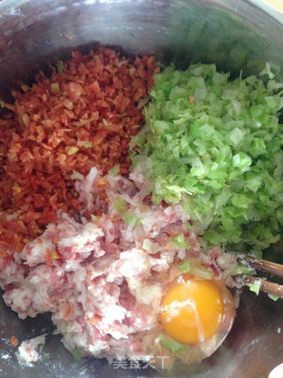 萝卜白菜鲜肉包的做法步骤:11