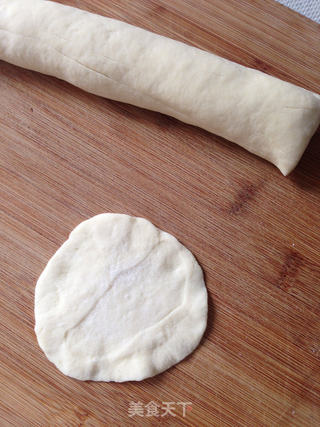 萝卜白菜鲜肉包的做法步骤:15