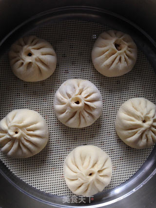 萝卜白菜鲜肉包的做法步骤:19